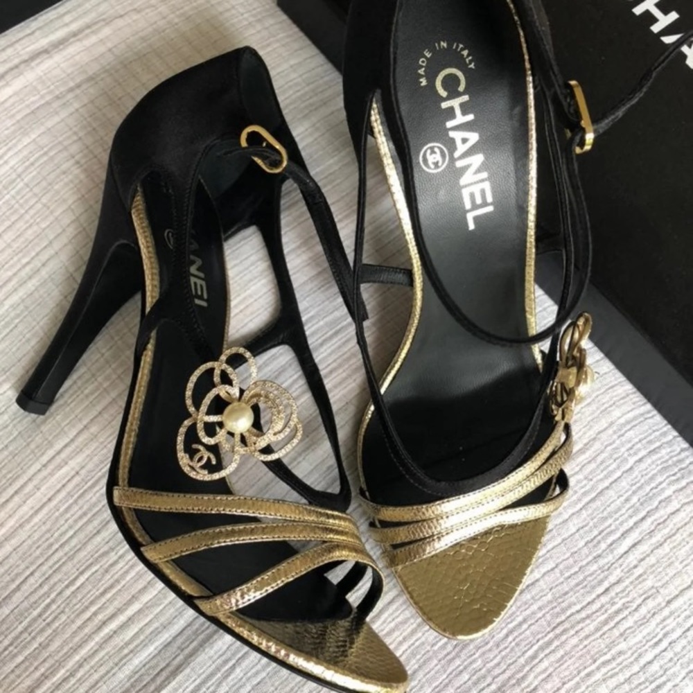 CHANEL heels black gold dress shoes camellia pearl crystals dust bag box 40